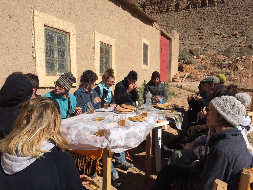 Gite D'Etape Traditionnel Berbere Ifri Exteriör bild