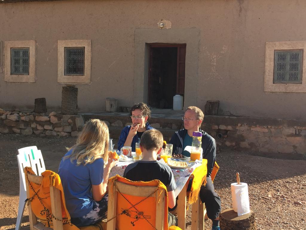 Gite D'Etape Traditionnel Berbere Ifri Exteriör bild